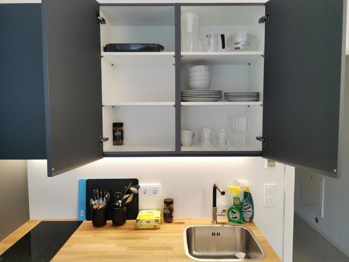 Lofoten Studio Apartment, Vestermyrveien 11 斯沃尔韦尔 外观 照片