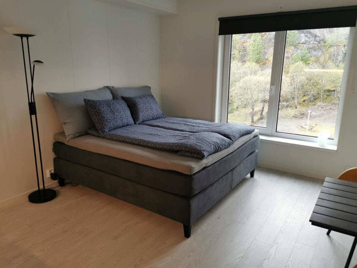 Lofoten Studio Apartment, Vestermyrveien 11 斯沃尔韦尔 外观 照片
